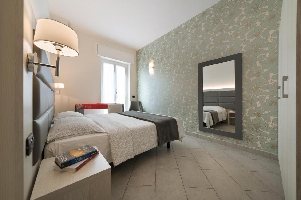 Hotel Residence Laigueglia Free Parking Eksteriør billede