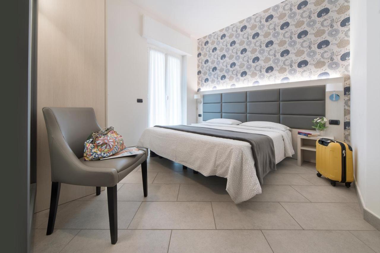 Hotel Residence Laigueglia Free Parking Eksteriør billede