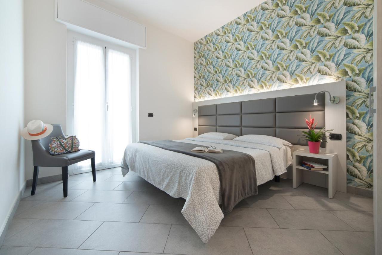 Hotel Residence Laigueglia Free Parking Eksteriør billede