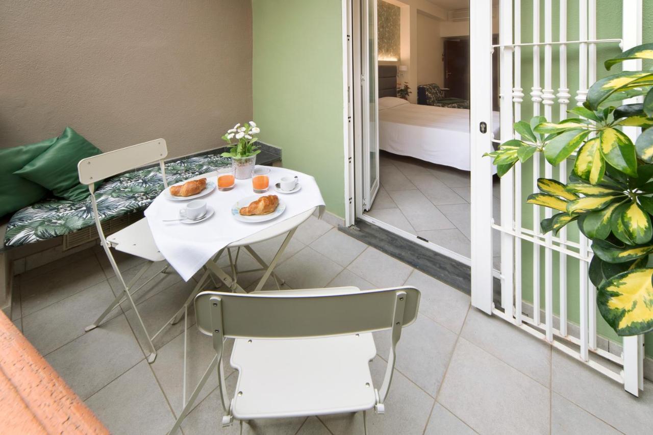 Hotel Residence Laigueglia Free Parking Eksteriør billede